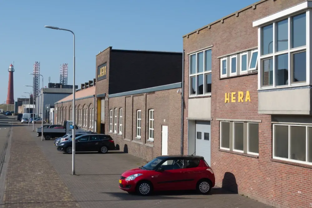 Image of the outside of the Hera Hammers factory
